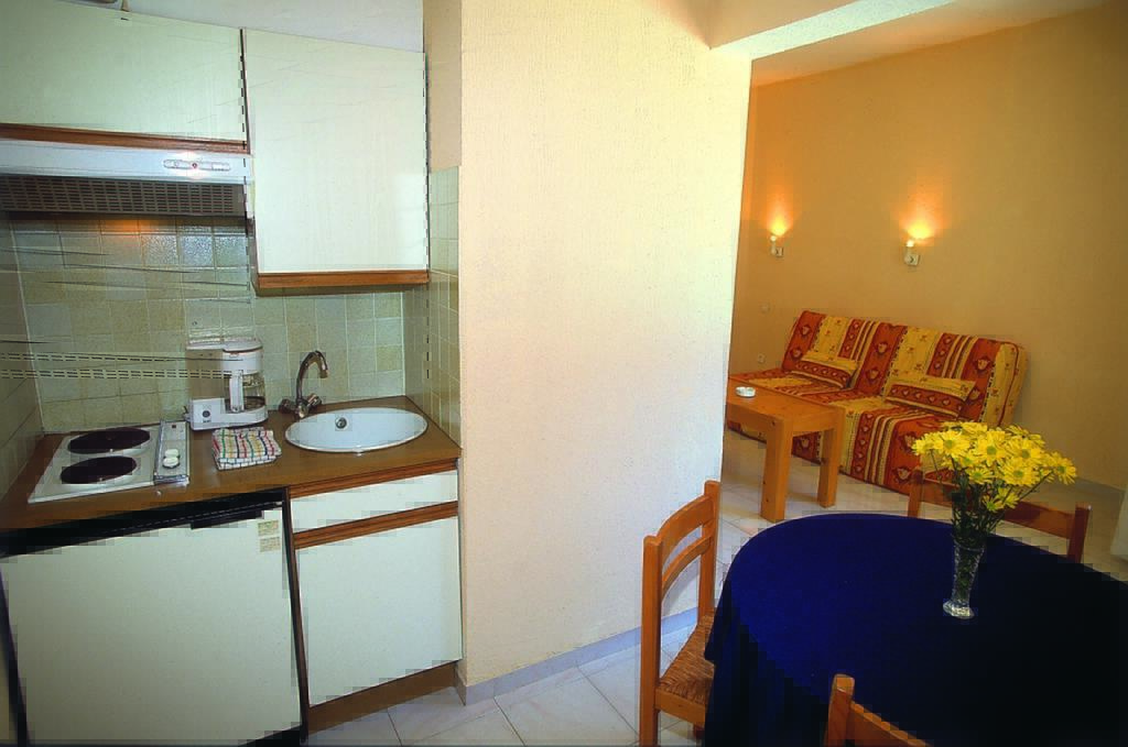 Hotel Lou Paouvadou Сент-Максім Номер фото